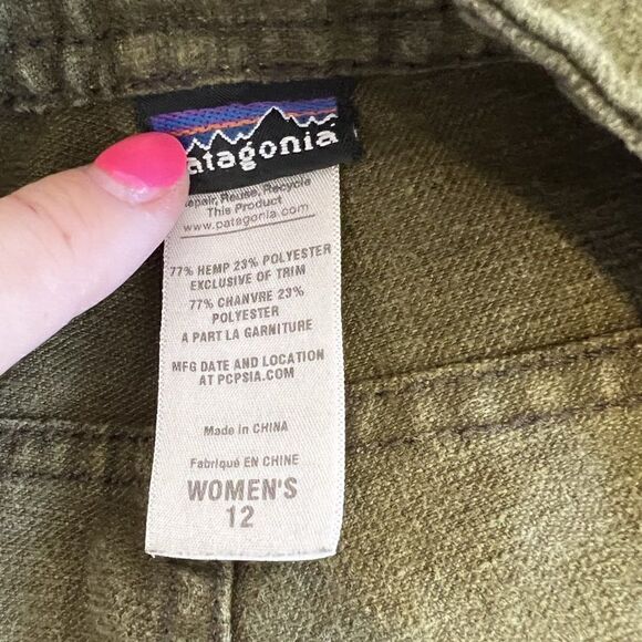 Patagonia Hemp Overstone Pants in Dark Olive Green - Picture 5 of 6